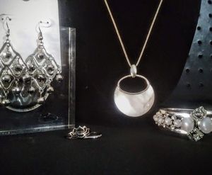 Antique  & Modern Jewelry